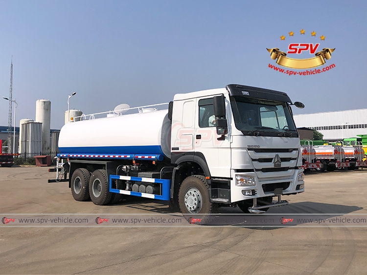 20,000 Litres Water Spraying Truck Sinotruk - RF Sinotruk 20,000 Litres Water Irrigation Truck - RHD