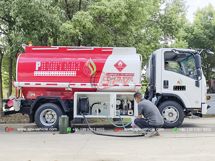 6,000 Litres Refueling Truck - Pumping Fuel Test