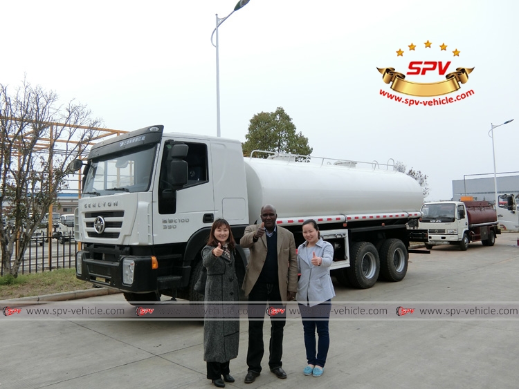 Sierra Leone Client Came for Inspection on Water Bowser